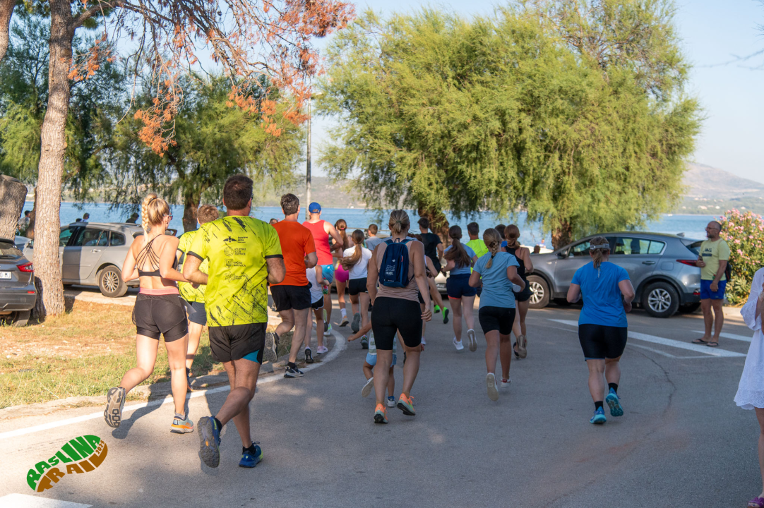 Održana prva utrka Raslina trail, staza prolazila kroz opožarena područja tog kraja