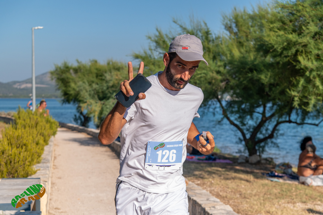 Održana prva utrka Raslina trail, staza prolazila kroz opožarena područja tog kraja