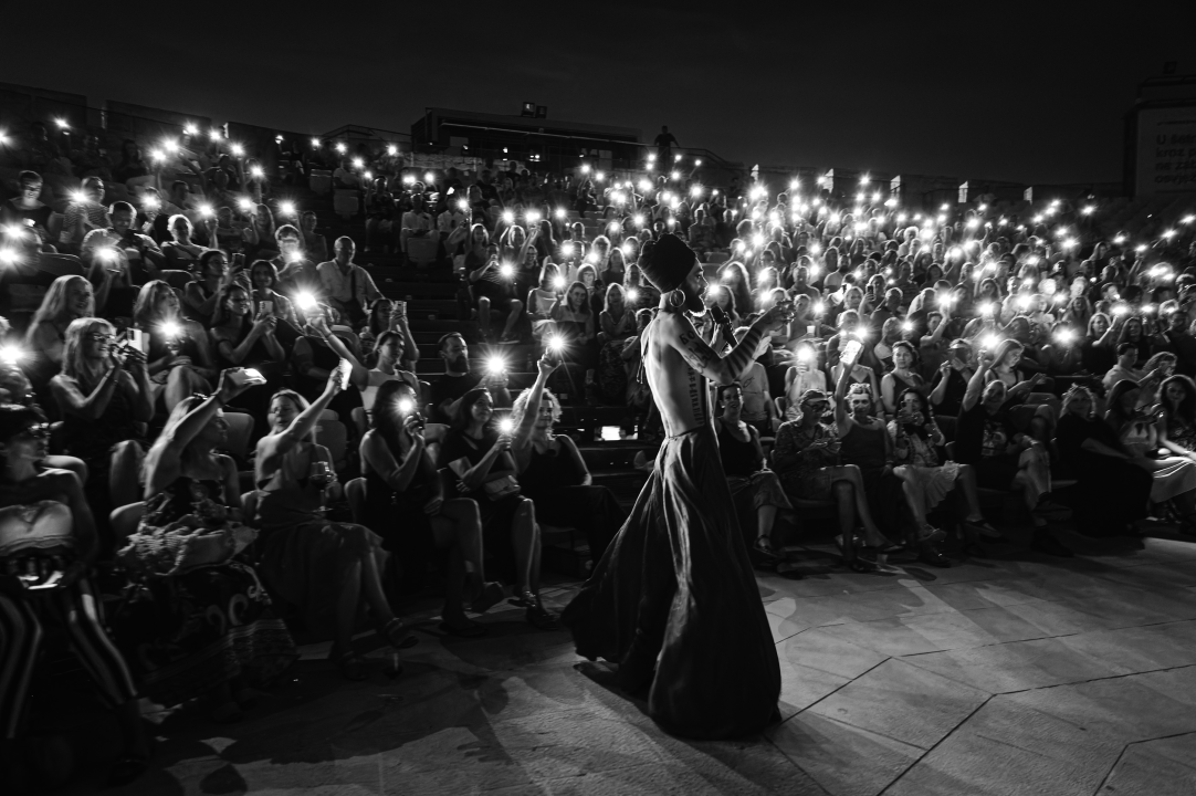  Božo Vrećo nasmijao, rasplakao i rasplesao publiku na sv. Mihovilu 