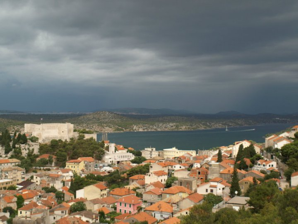 Na današnji dan Šibenik je pogodilo jako nevrijeme, temperatura se spustila na 18 stupnjeva