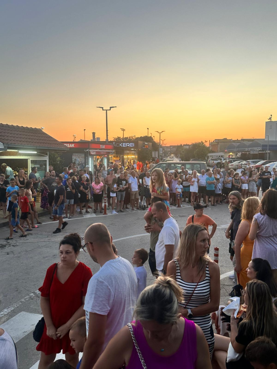 Ante Baus pobjednik trke na tovarima u Pirovcu