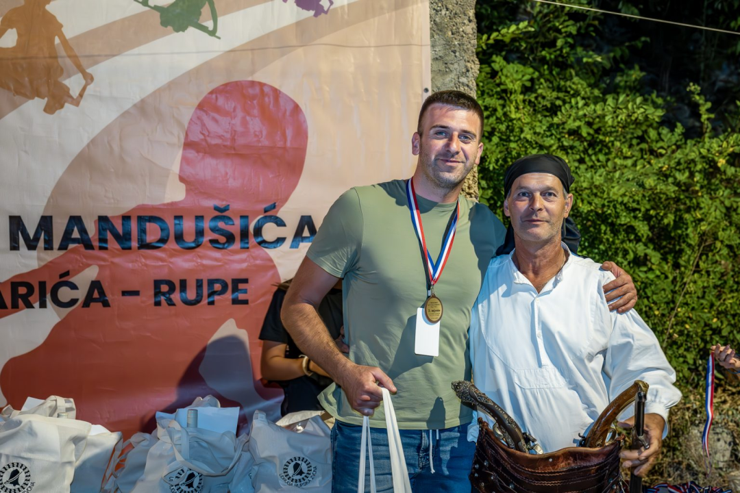 Više od 50 natjecatelja utrkivalo se na karićima kroz Rupe