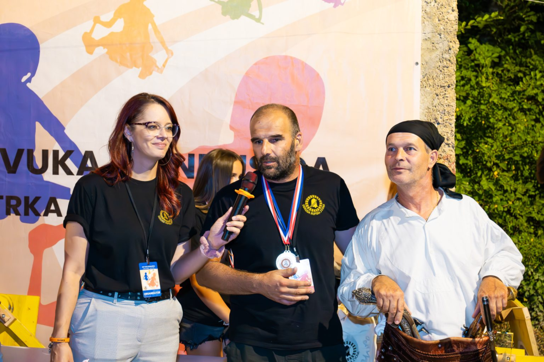 Više od 50 natjecatelja utrkivalo se na karićima kroz Rupe