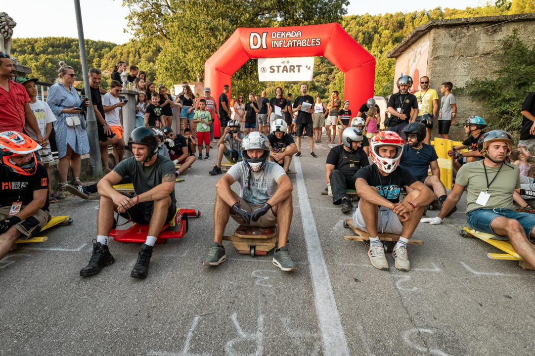 Više od 50 natjecatelja utrkivalo se na karićima kroz Rupe