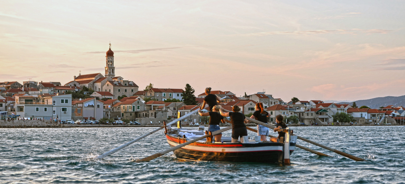 Mačkove mace odnijele pobjedu na tradicionalnoj veslačkoj regati 'Dlan i veslo'