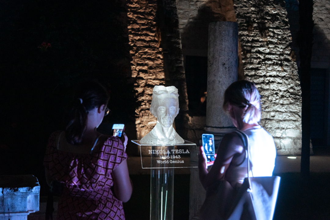 Uz Sjene, Big Band Šibenik i DJ-a obilježen dan kad je Šibenik dobio javnu rasvjetu na izmjeničnu struju