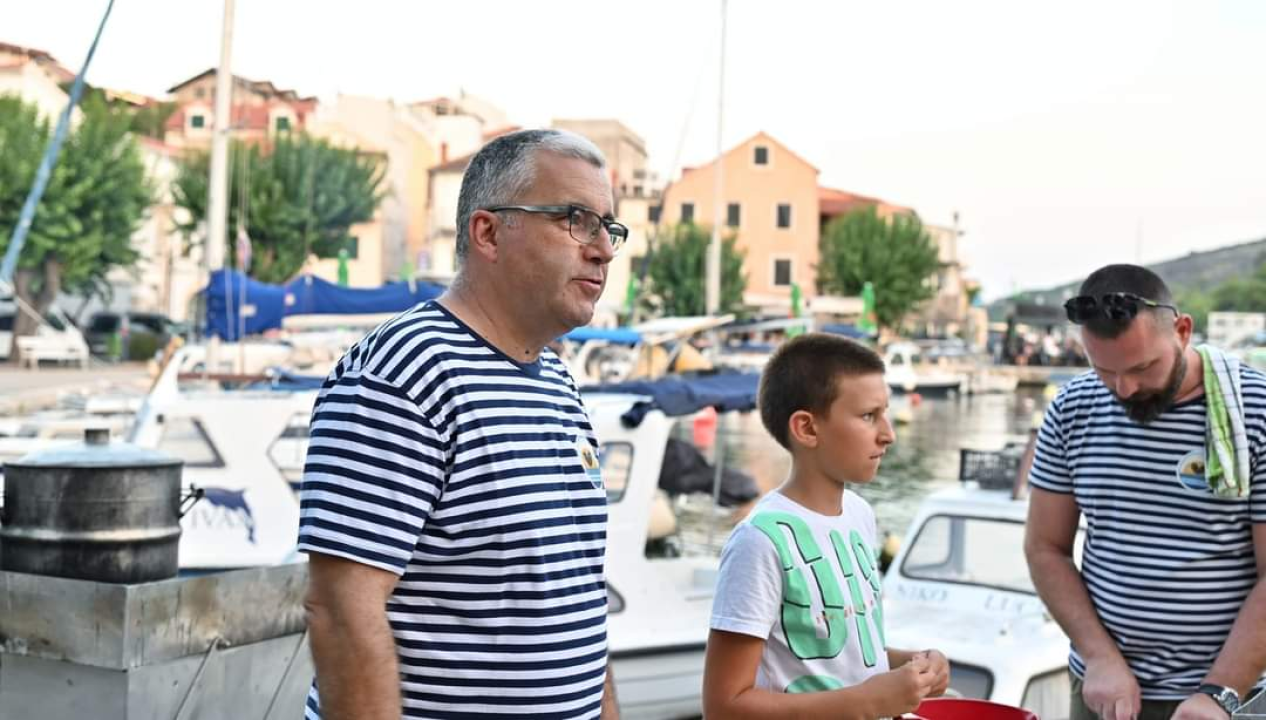 Na latu, na lešo, u rižotu, na buzaru: Zatonjani održali još jednu veselu Pidočijadu