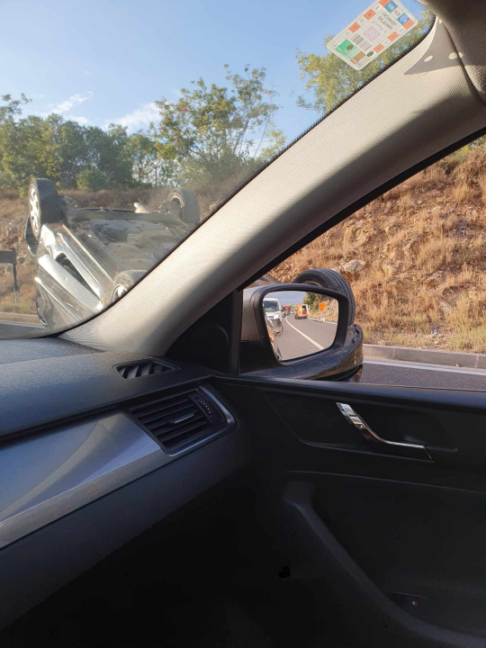 U prevrtanju automobila šibenskih tablica vozačica (72) zadobila teške tjelesne ozljede