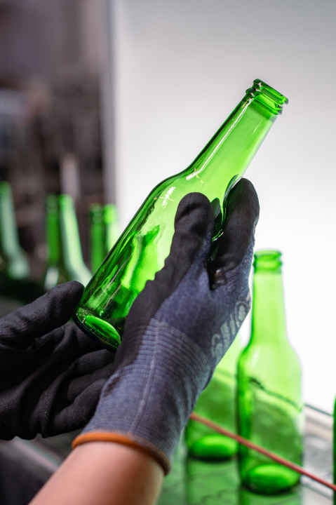 Započela je kampanja 'Vrati me' koja ističe dobrobiti povratne pivske staklene boce 