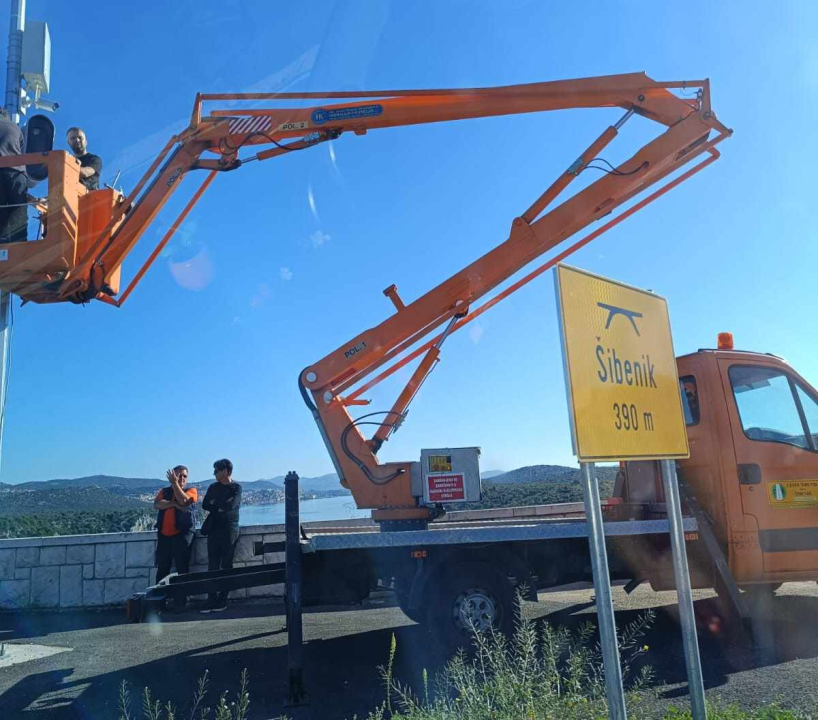 Na magistrali se vozi u kolonama, a čini se da će vozače uskoro snimati još jedna kamera