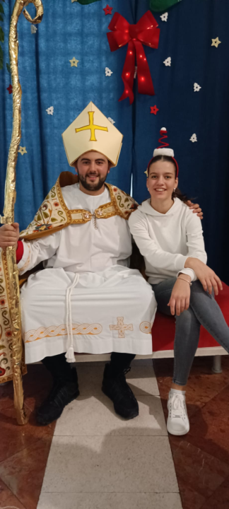 Sveti Nikola i Krampus posjetili učenike i djelatnike Medicinske škole