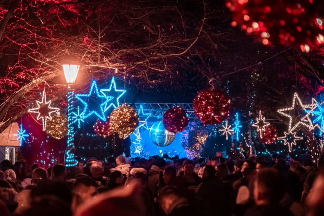 Gibonni u Parku spektakularno otvorio glazbeni program Adventure. Pogledajte kako je bilo