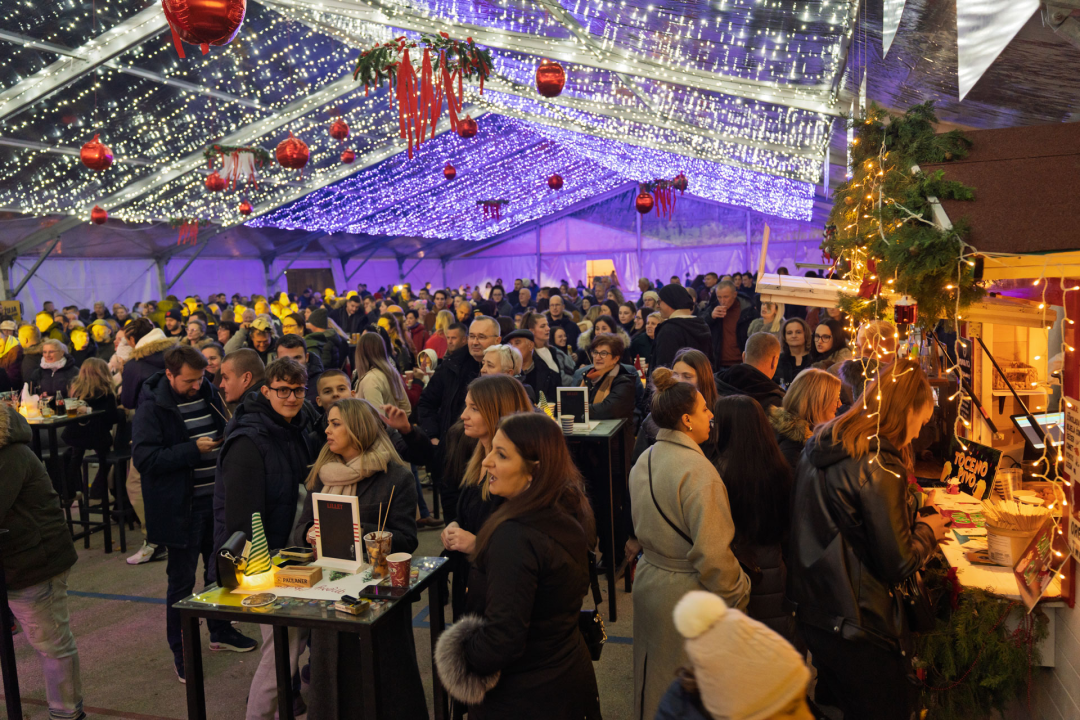 Advent u Kninu i ovaj tjedan nastavlja spajati zajedništvo i blagdanski duh. Provjerite što su pripremili
