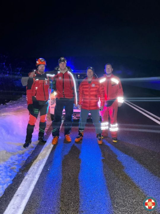 HGSS-ovci iz Knina spasili dvojicu pastira iz dubokog snijega