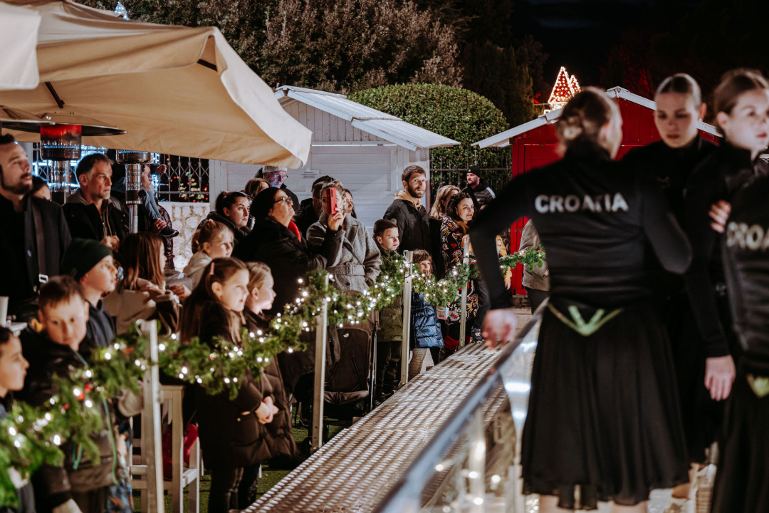 Vrhunska zabava uz Grupu Vigor na Kraljevskom Adventu