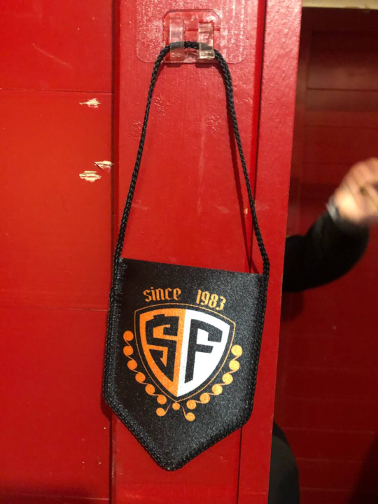 Navijački duh na Adventuri: Funcuti imaju svoju kućicu s narančasto-crnim artiklima