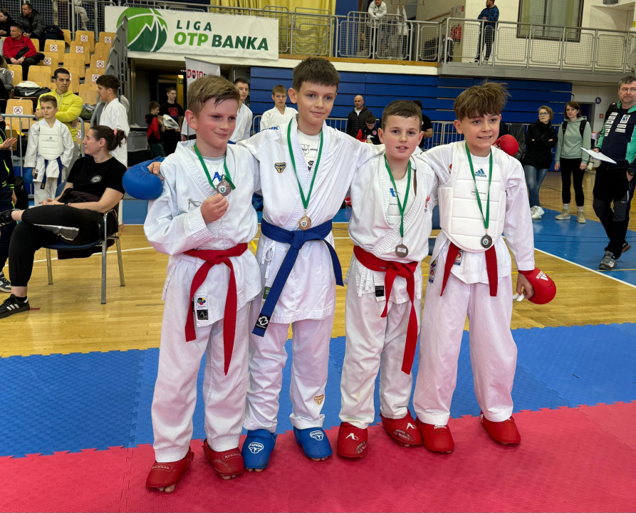 FOTO Karataši murterskog Phoenixa u Sloveniji uzeli 13 medalja