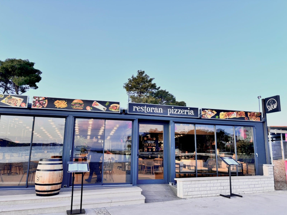 FOTO Provedite Valentinovo u restoranu Šarm u Vodicama