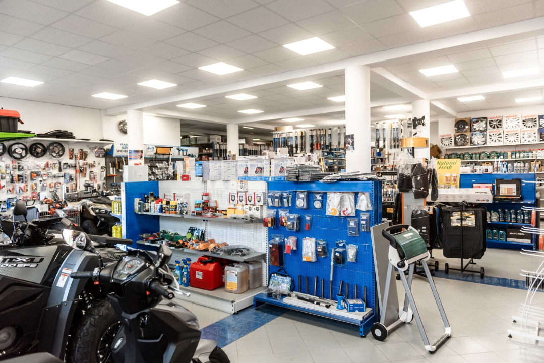 Valentinovo u Auto-Timu: Iskoristite akcije na alat, pneumatike, kacige i ostali asortiman!