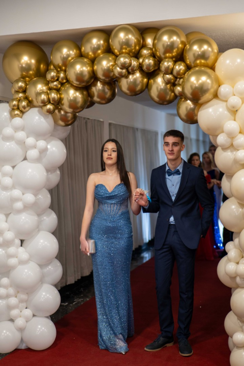 Zavirite na maturalni ples šibenske Medicinske škole (1)