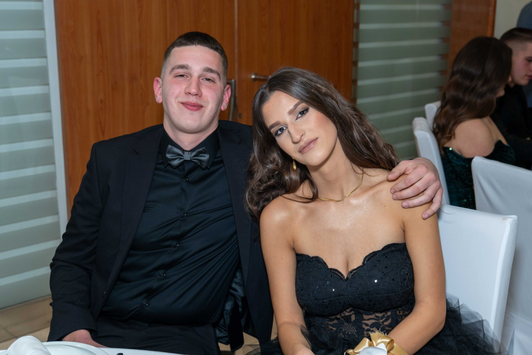 Zavirite na maturalni ples šibenske Medicinske škole (2)