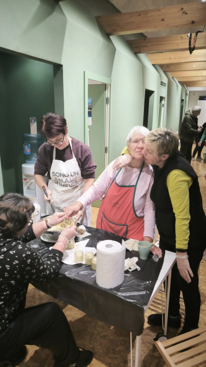 Tribunjski umirovljenici na radionici izrađivali prirodnu kozmetiku