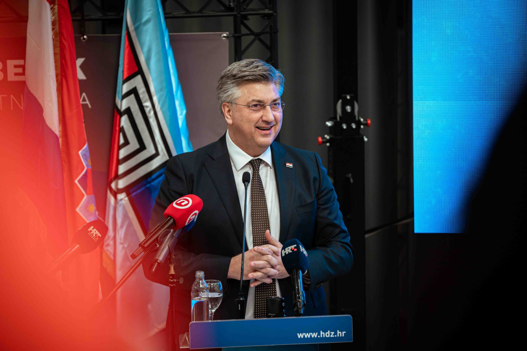 Šibenski HDZ proslavio rođendan: 'Šibenčani će dobiti novu proširenu rivu i moćan ulaz u grad'