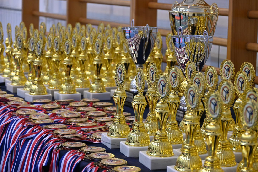 FOTO: Karate klub Okit drugi ukupno na 'Kupu Jadrana' sa 37 medalja