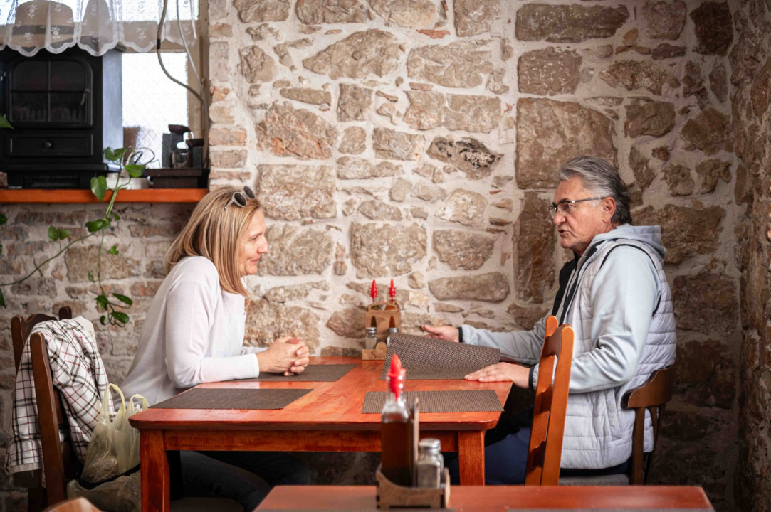 FOTO Uživajte u domaćoj spizi na novoj terasi Buffeta Šimun!