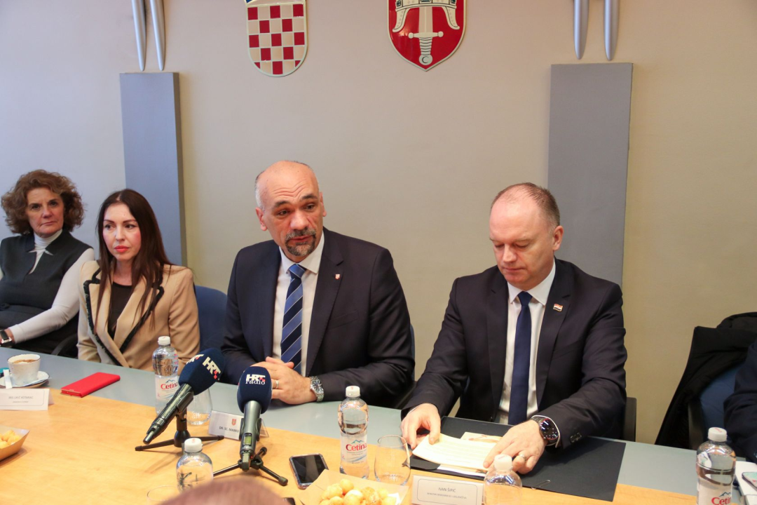 Ministar Šipić u radnom posjetu Šibeniku: ‘Želimo stvoriti poticajno okruženje za obitelji’