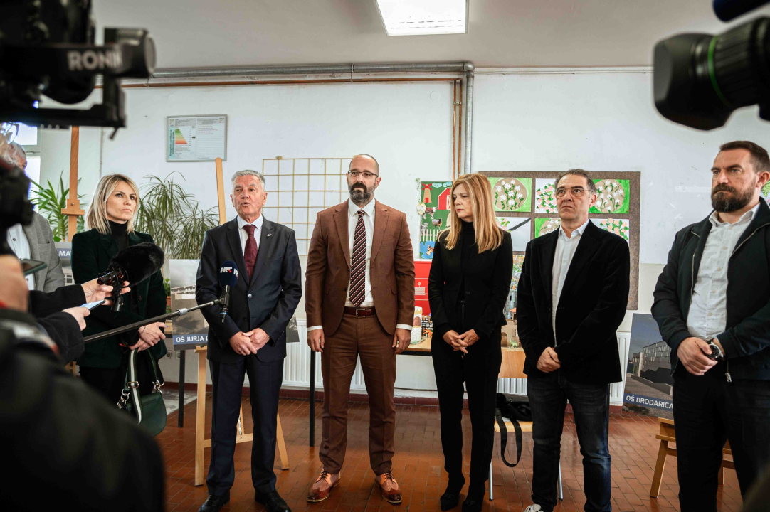 Osnovnoškolci u Ražinama i Vrpolju do 2028. godine dobit će potpuno nove škole, još dvije će biti nadograđene