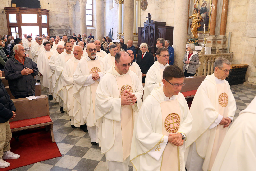 Održana misa posvete ulja u katedrali sv. Jakova