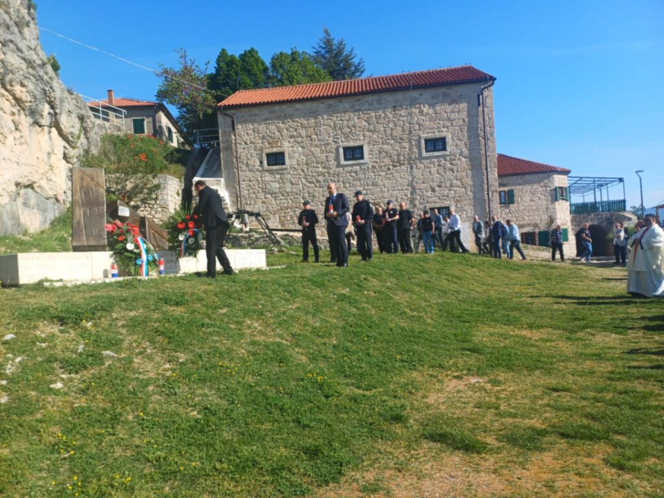 U Kninu obilježena 34. obljetnica napada na sela Potkonje i Vrpolje