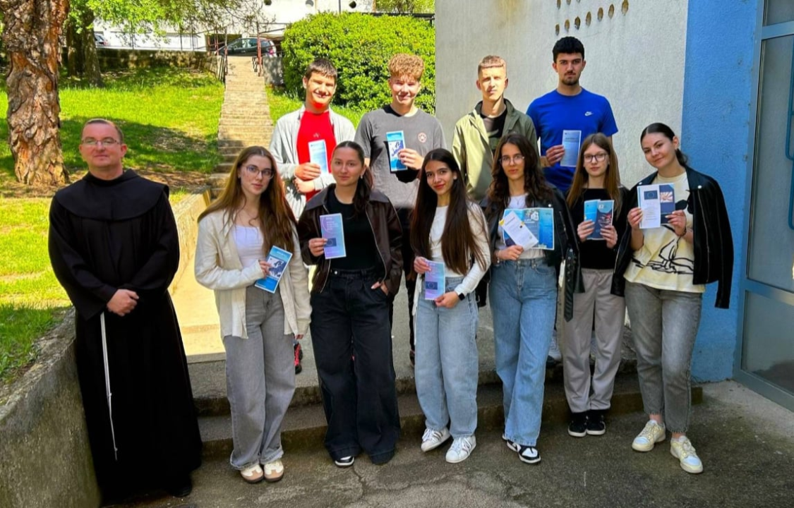 Učenici drniške srednje škole Ivana Meštrovića obilježili Dan Europe