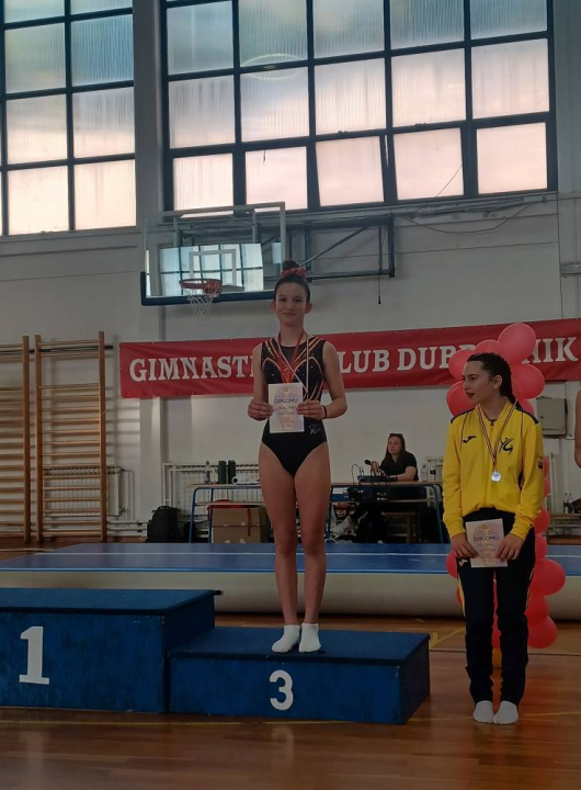Gimnastičarke Dišpeta uspješne na natjecanju u Dubrovniku