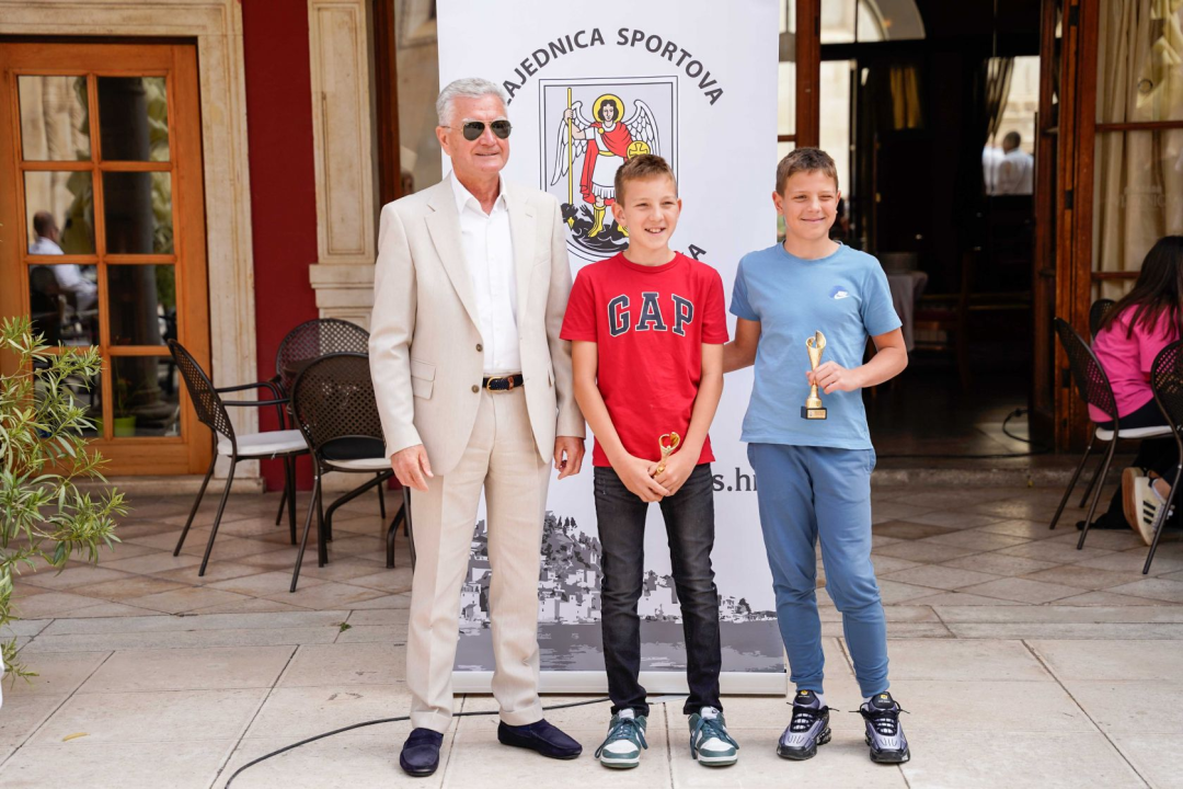 Mladi šibenski sportaši dobili priznanja i nagrade za uspjehe na nedavnim natjecanjima