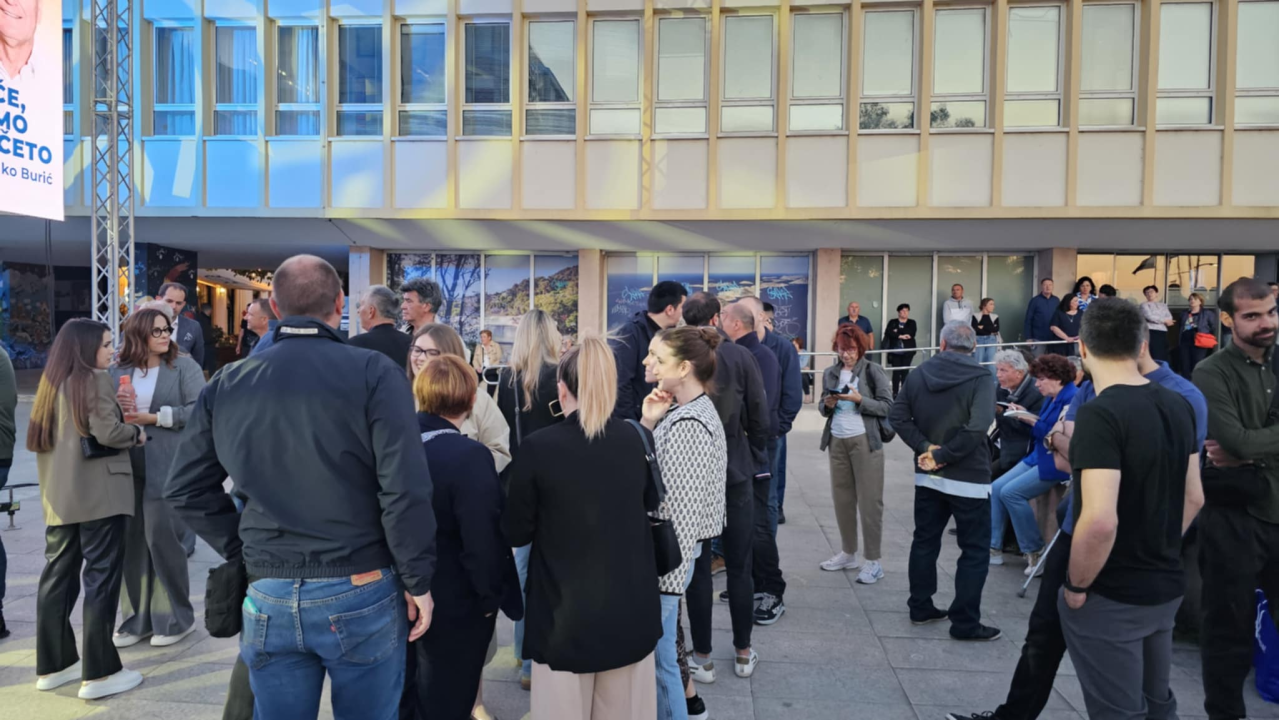 HDZ Šibensko-kninske županije proslavio 35. obljetnicu: Finale slavlja uz šibenski koncert 'Četiri Tenora' 