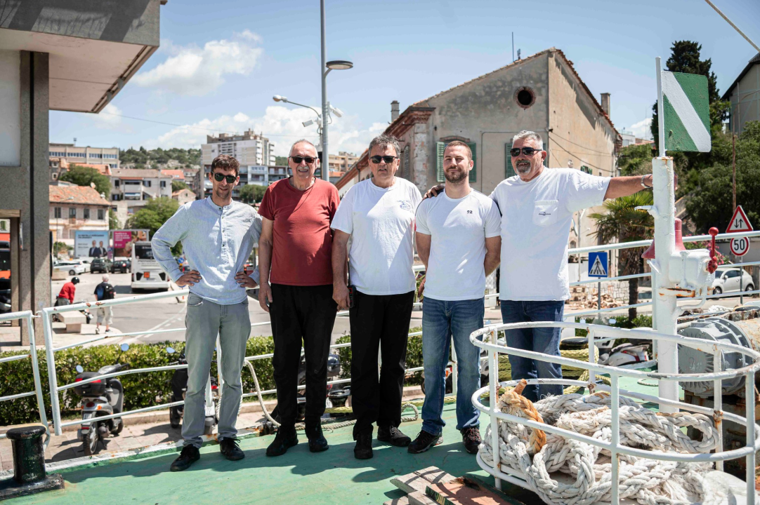 'Tijat' isplovio na probnu vožnju zbog certifikata: Župan Jelić prvi put na kultnom brodu