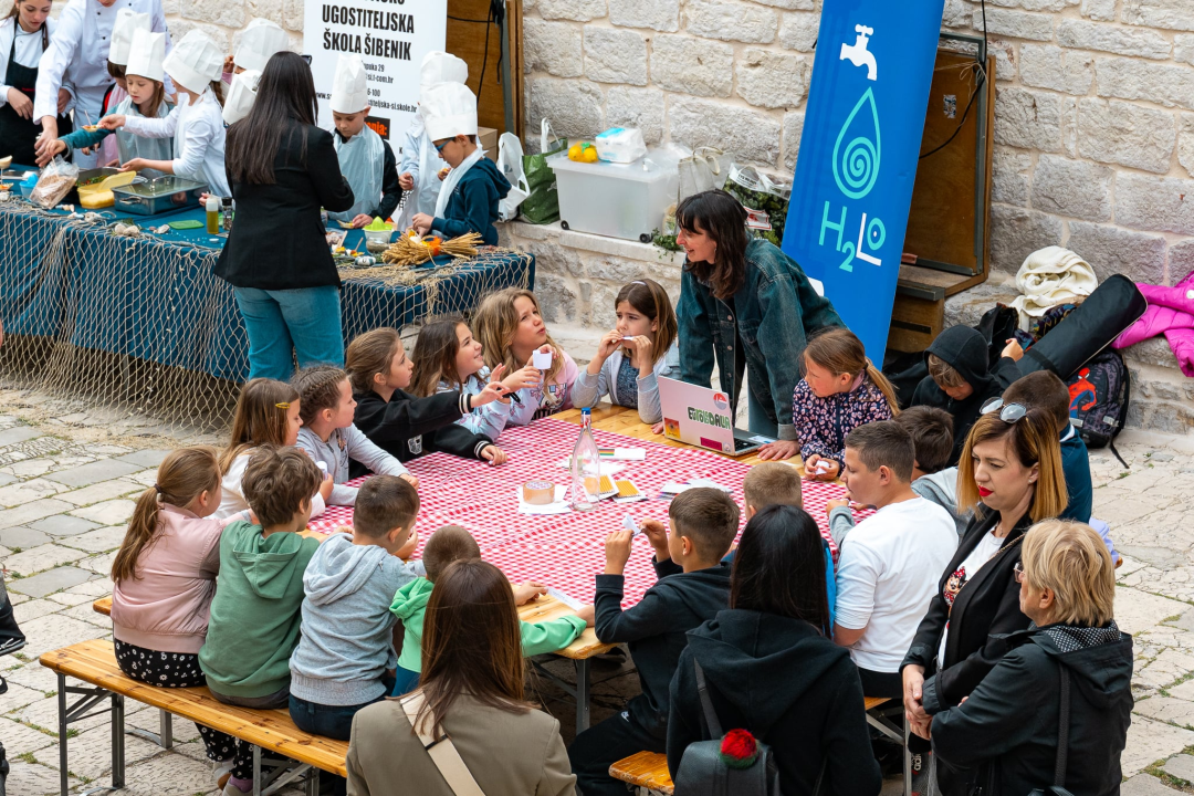 Četvrti H2LO Festival zatvoren vrhunskim koncertom Metaklape na Maloj loži