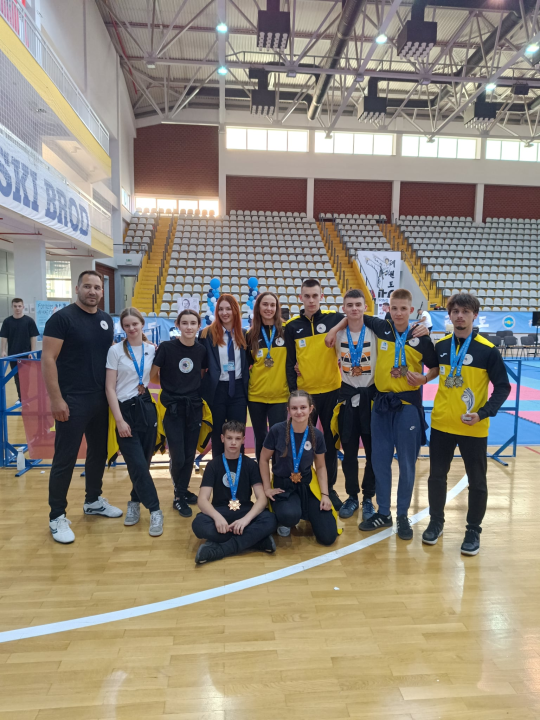 Šibenčanin Marin Lucić osvojio dvostruko zlato na međunarodnom natjecanju u Slavonskom Brodu