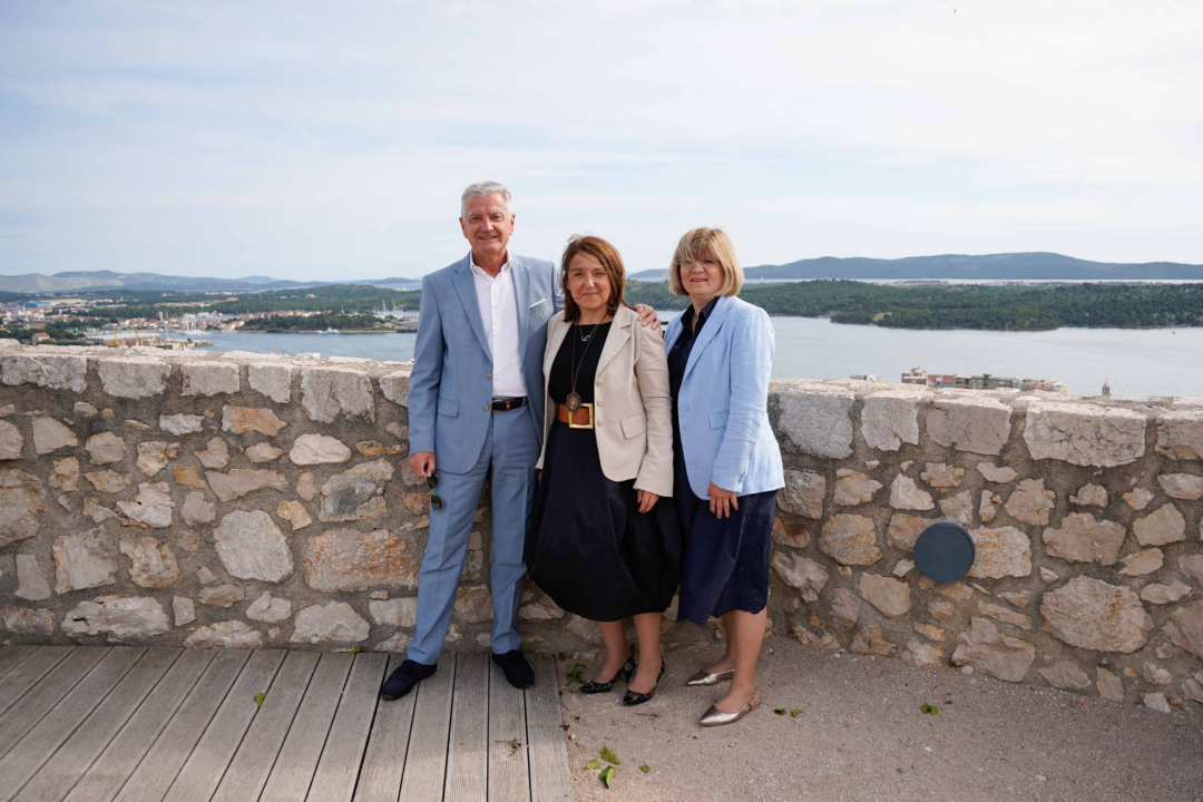 Ministrica zdravstva Irena Hrstić posjetila OB Šibenik: Iskazala podršku projektu izgradnje nove bolnice