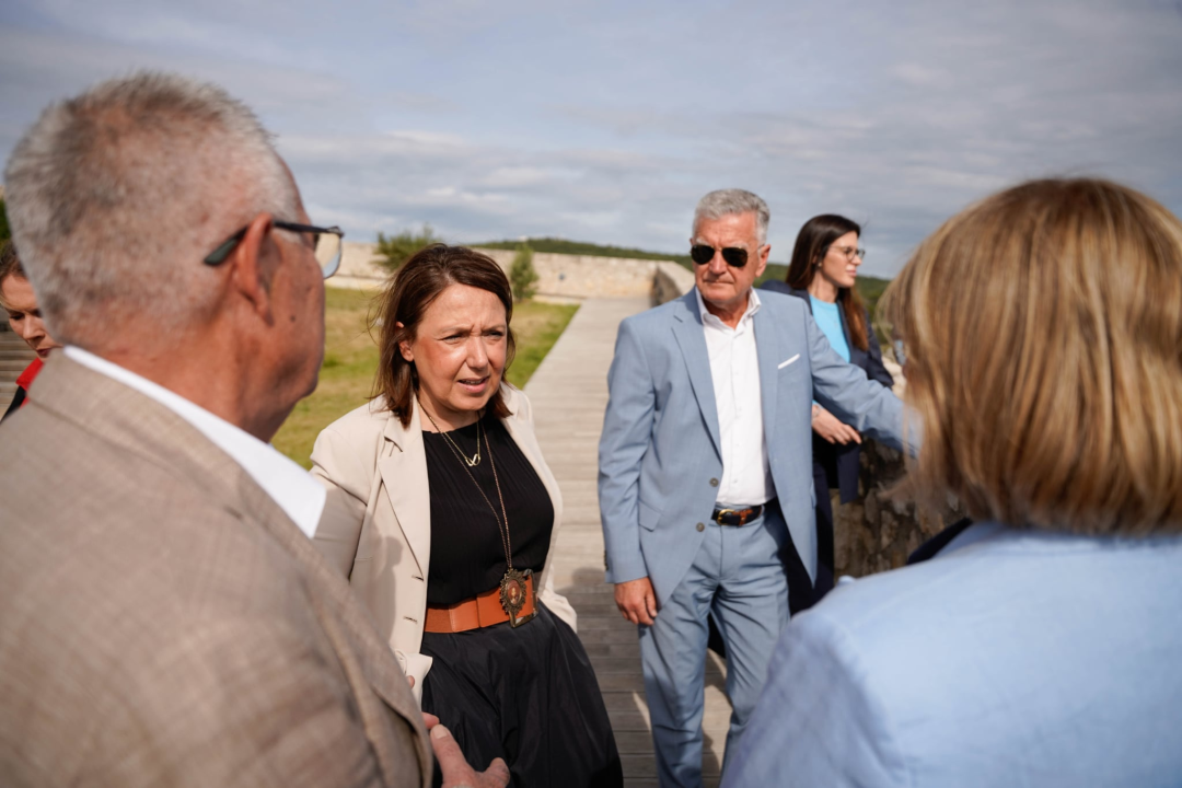 Ministrica zdravstva Irena Hrstić posjetila OB Šibenik: Iskazala podršku projektu izgradnje nove bolnice