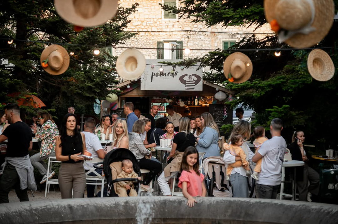 Otvoren Šibenik Spring festival: Peco rasplesao pun Perivoj Roberta Visianija