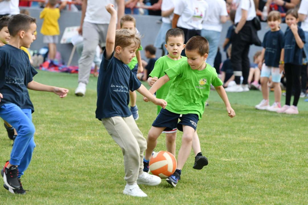 FOTO Šibenski dječji vrtići natjecali se 23. put u zabavnim sportskim disciplinama