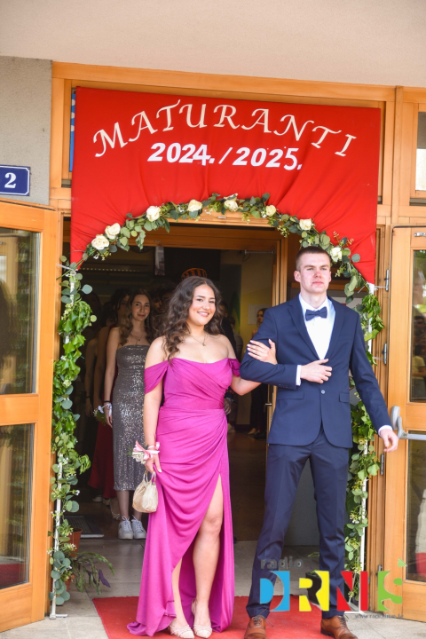 Maturalna večer u Drnišu