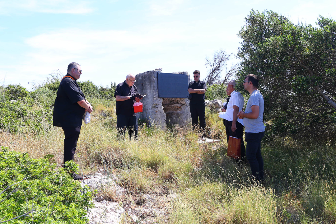 Na otoku Dvainka odana počast ubijenim svećenicima u Drugom svjetskom ratu