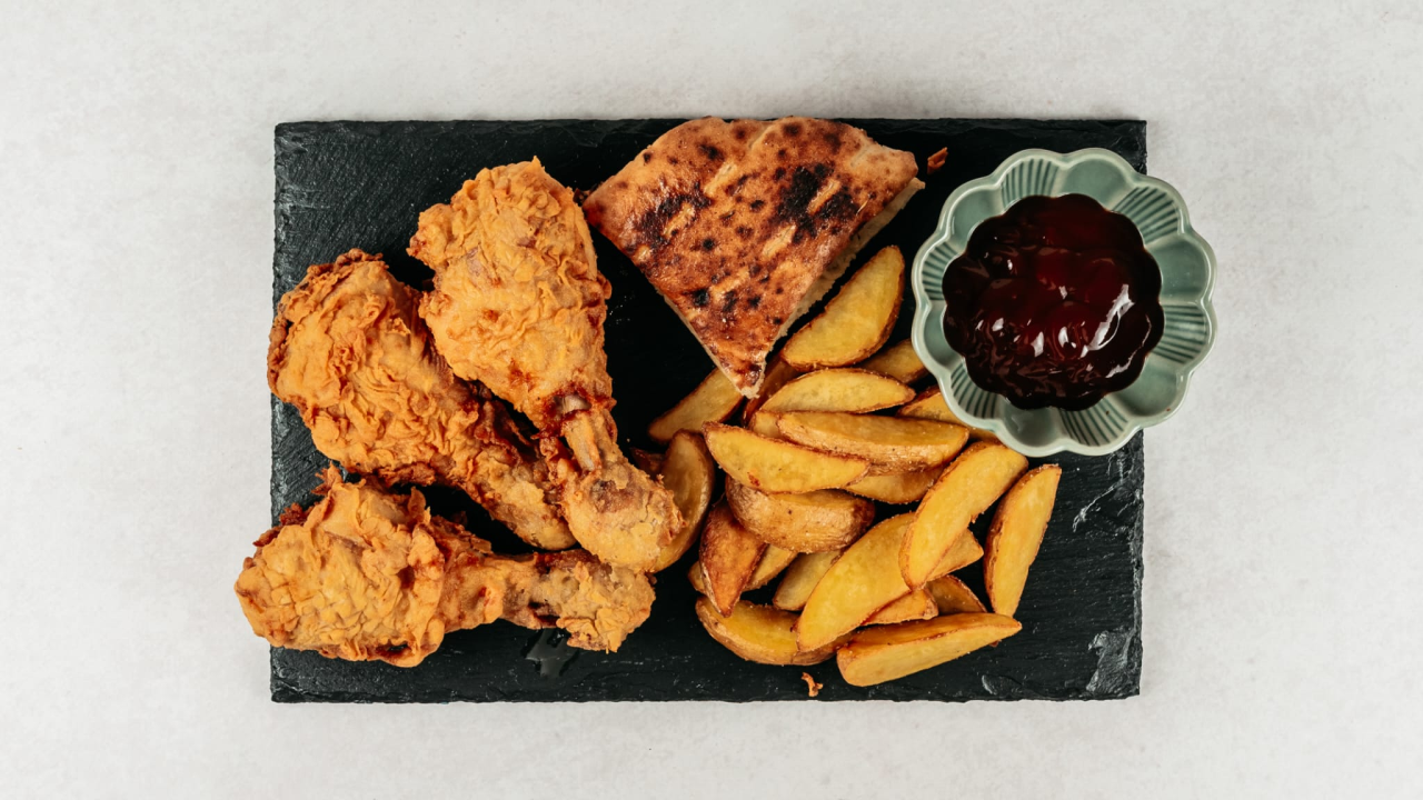 FOTO Glazba uživo i vrhunska spiza – Bore i Ermin u restoranu Mačak!