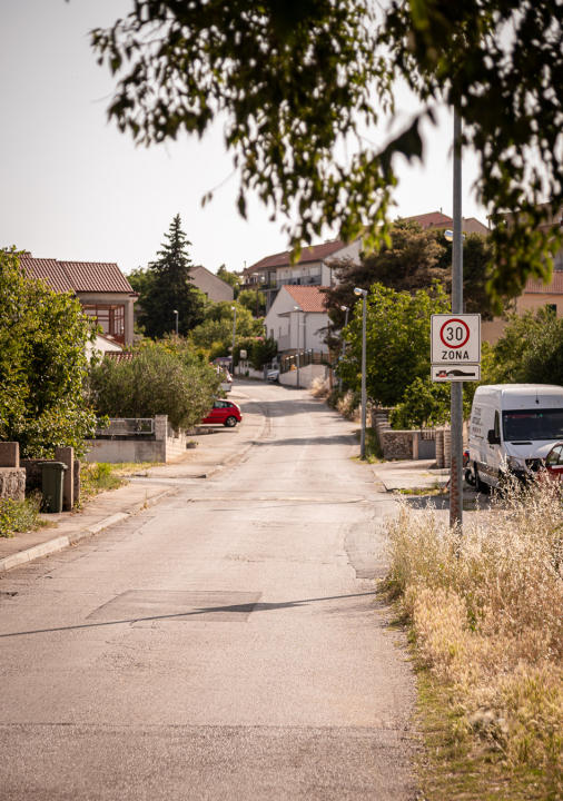 FOTO Ulica ugodna za život: Putem Jurasa i dalje dominira ogromni Tuđmanov kip