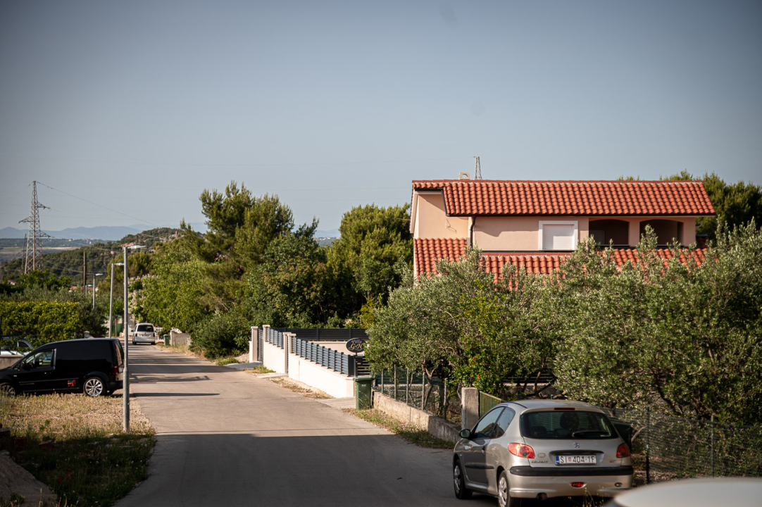 FOTO Ulica ugodna za život: Putem Jurasa i dalje dominira ogromni Tuđmanov kip