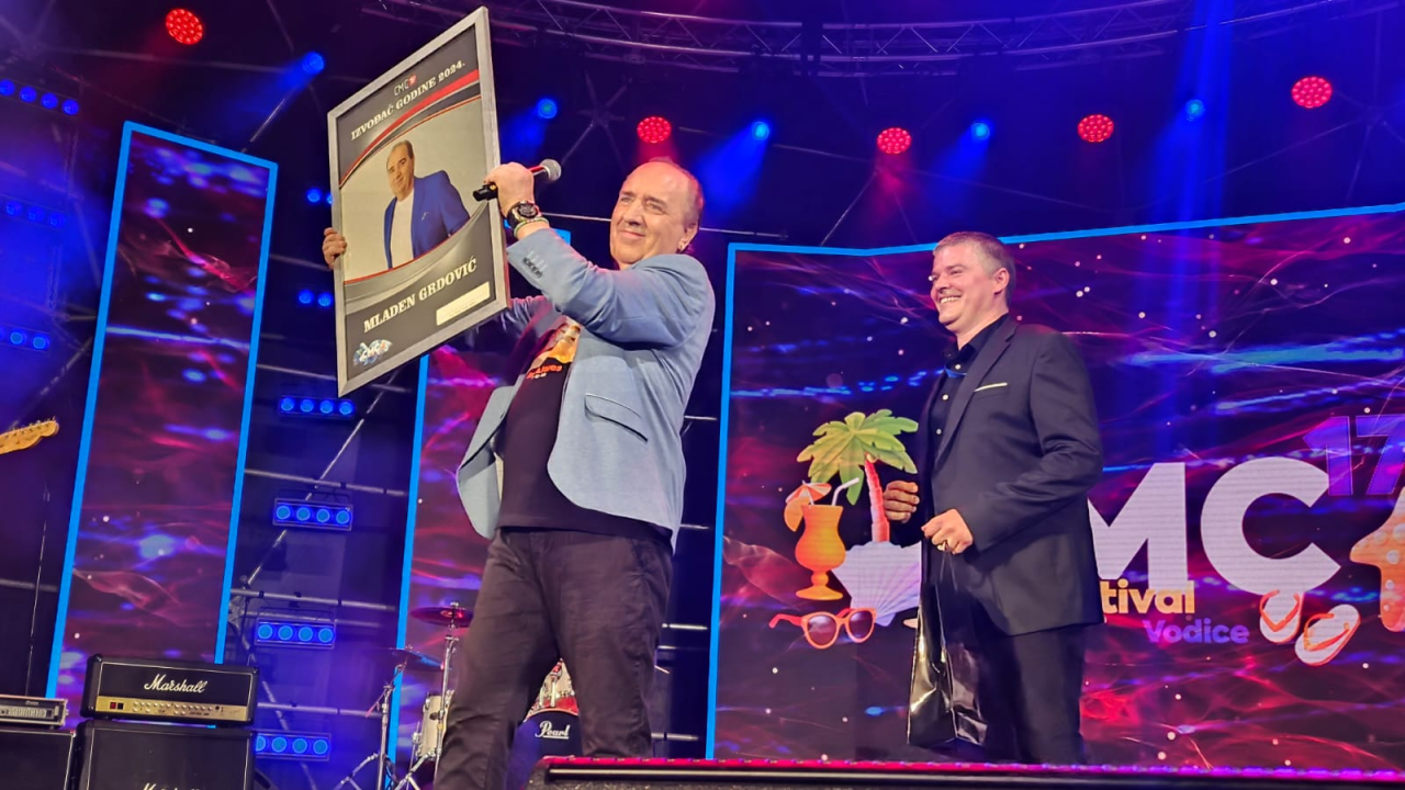 Završen 17. CMC festival: Izvođač godine 2024. Mladen Grdović, posebno priznanje Nedi Ukraden